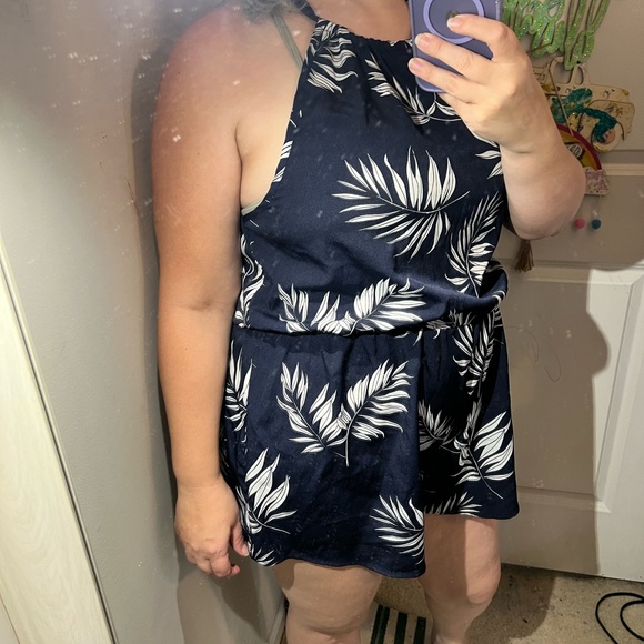 NAVY BLUE FERN WHITE PRINT BOTANICAL ROMPER VACATION EASY FAST COMFORTABLE 1X - Picture 4 of 12